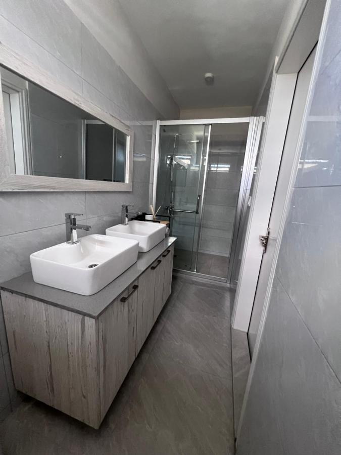 Top-Floor Modern 3Bd Penthouse With Beautiful Mountain View Terrace - 5 Min Walk To Beach Flic en Flac Экстерьер фото